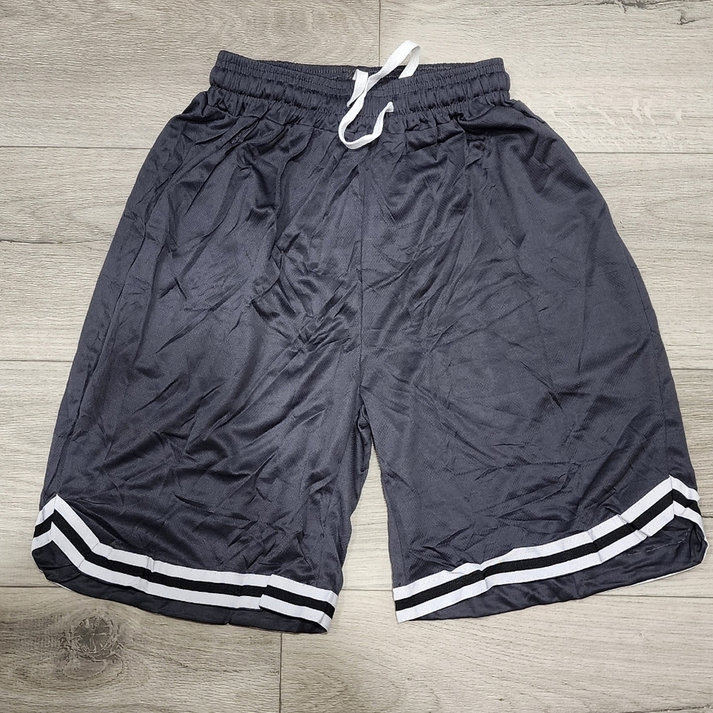 NWT Men's Gray Athletic Shorts